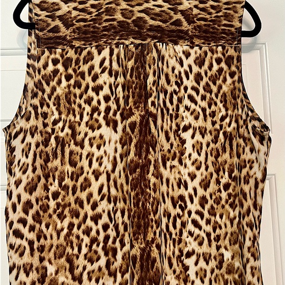 Gorgeous J. Crew Sleeveless Animal Print Blouse - XL - Picture 3 of 5